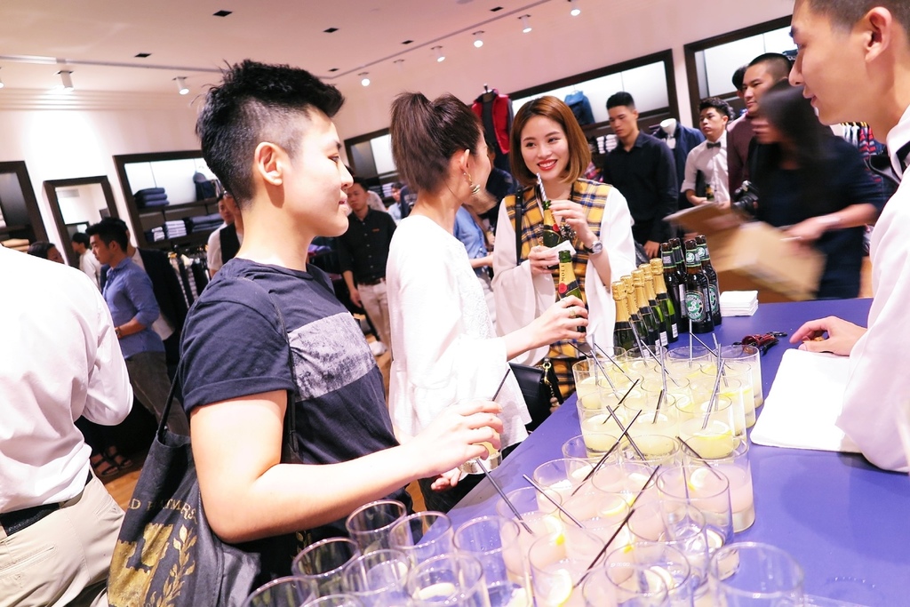 ☆生活☆ 充滿秋冬發表會的 10 月~~ 穿搭分享★