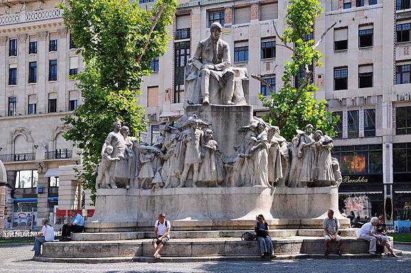 45070530.jpg 45070530.jpg