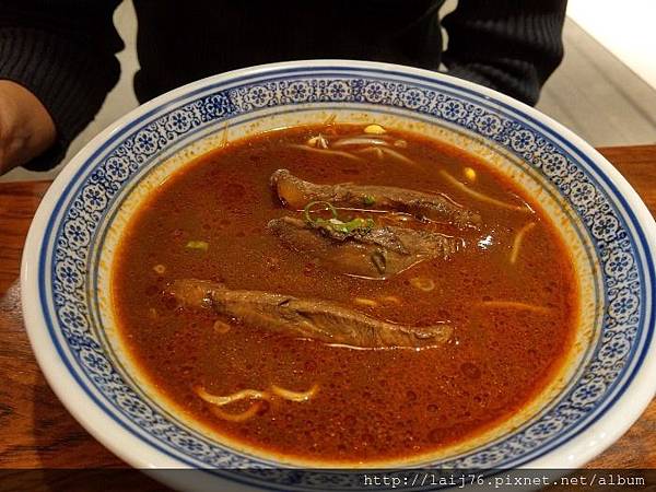 段純貞-老火鍋麻辣腱心牛肉麵.jpg 段純貞-老火鍋麻辣腱心牛肉麵.jpg