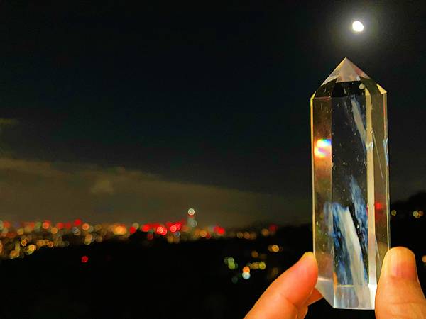 清心寡慾無慾求，見諸相非相如來，願您我共同發心，為世界眾生祈