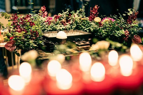 心空無念慧光強，內觀心淨速入定，心静則神悅福生，心燈明亮佛性