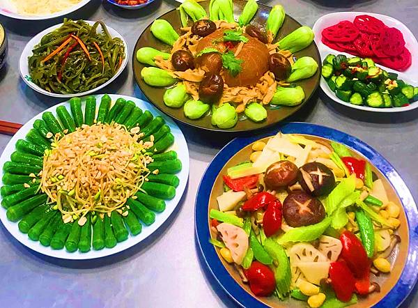 能量蔬食能淨意，消執念增慈悲心，減少修行的障礙，將大愛能量發