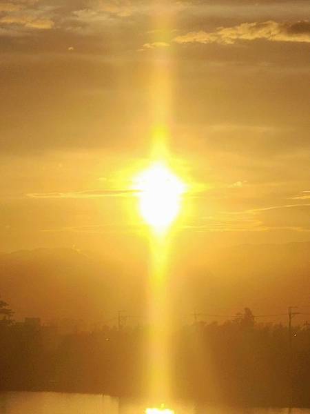 天使的盾牌與光劍.jpg 天使的盾牌與光劍.jpg