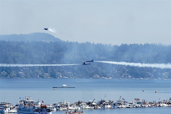 BlueAngles_Day2_28_resized.JPG