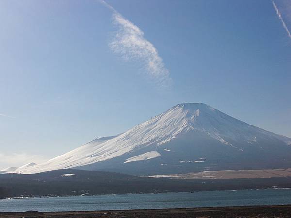 20140127山中湖畔的富士山3.JPG