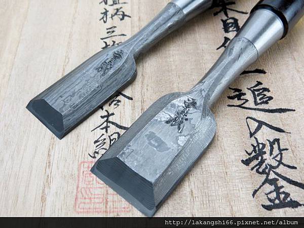 木目仕上，後兩支(2)刀背 (640x480)