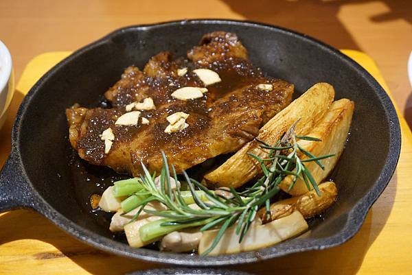 DSC03002.JPG DSC03002.JPG