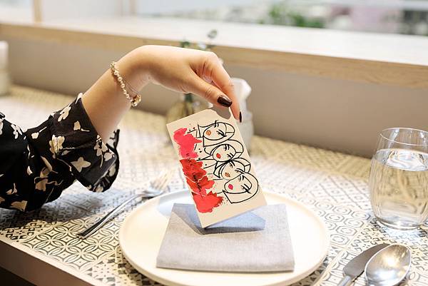 2R2A9029-1.jpg 2R2A9029-1.jpg