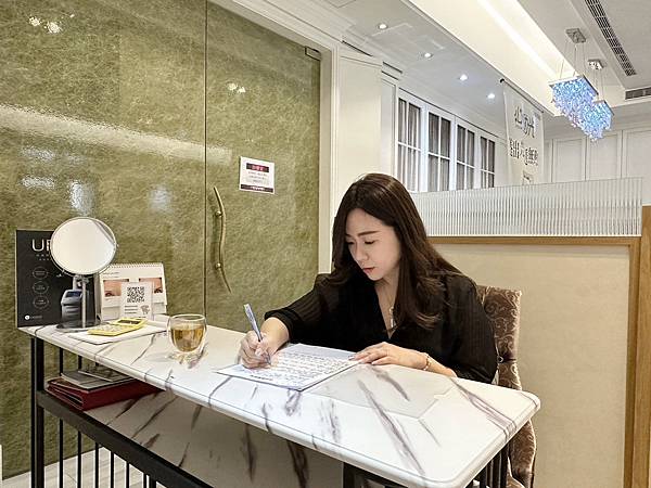 醫美放鬆咀嚼肌肉毒小臉術Dysport皇家肉毒台中悠美 醫美放鬆咀嚼肌肉毒小臉術Dysport皇家肉毒台中悠美