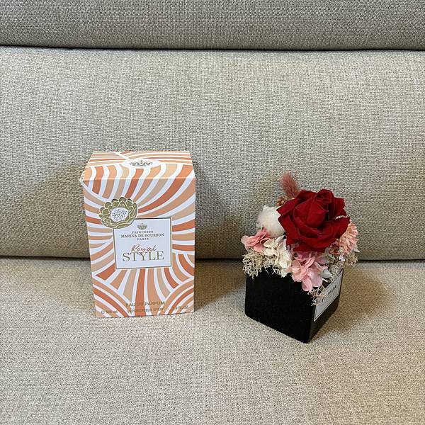 #璀璨花語女性淡香精 和 #梨花綻放女性淡香精 不僅是一款 #璀璨花語女性淡香精 和 #梨花綻放女性淡香精 不僅是一款