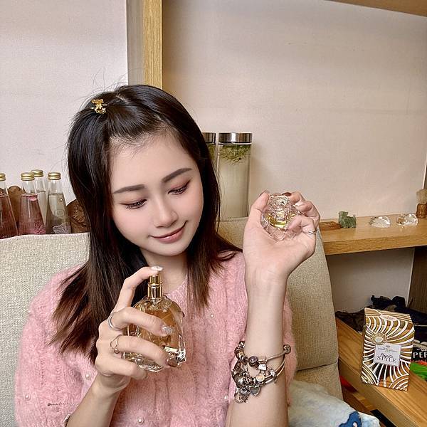 #璀璨花語女性淡香精 和 #梨花綻放女性淡香精 不僅是一款 #璀璨花語女性淡香精 和 #梨花綻放女性淡香精 不僅是一款