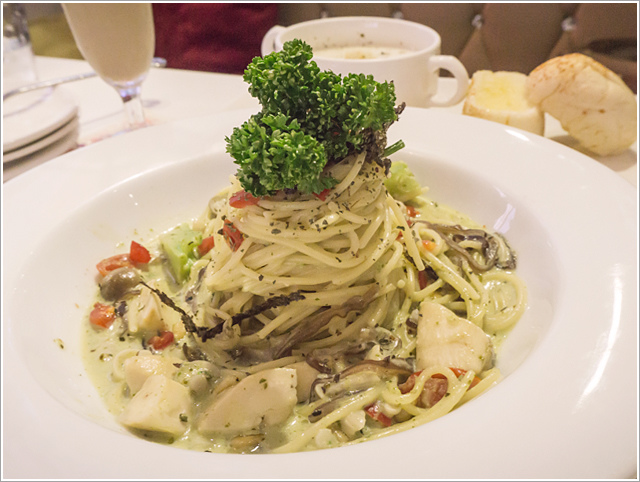 DSC02574.jpg DSC02574.jpg