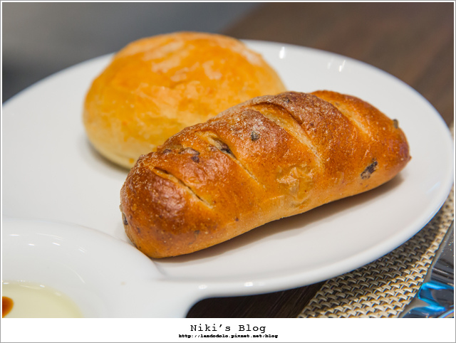 8Y7C0520.jpg 8Y7C0520.jpg