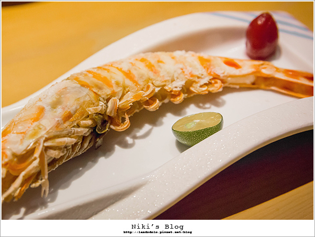 8Y7C1095.jpg 8Y7C1095.jpg