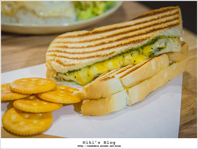 8Y7C1848.jpg 8Y7C1848.jpg