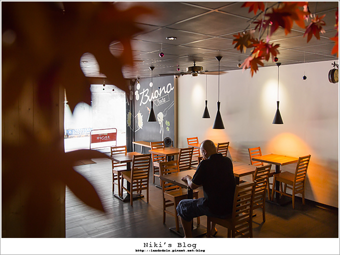 8Y7C7118.jpg 8Y7C7118.jpg