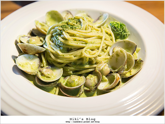 8Y7C7148.jpg 8Y7C7148.jpg