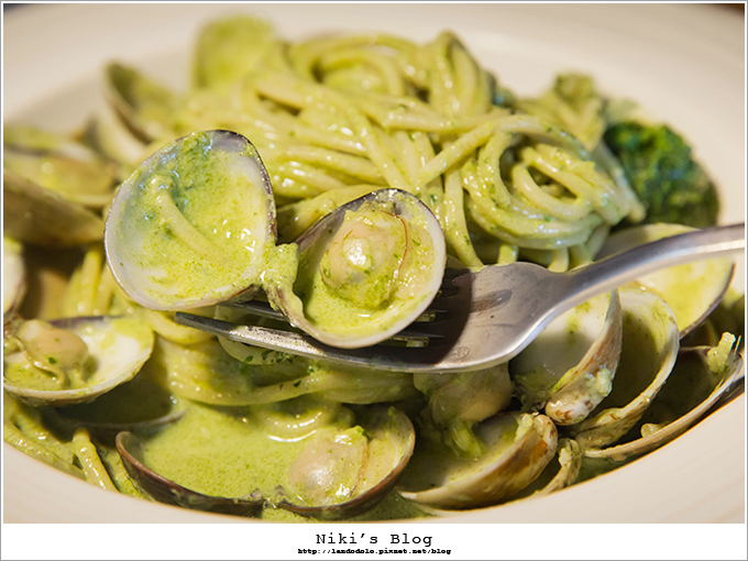 8Y7C7156.jpg 8Y7C7156.jpg