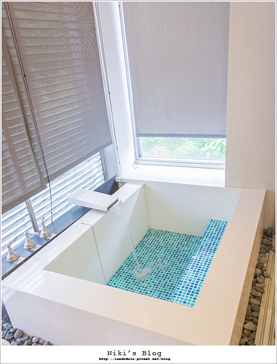 8Y7C8075.jpg 8Y7C8075.jpg