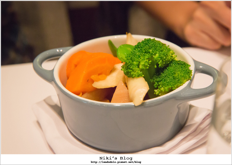 8Y7C8773.jpg 8Y7C8773.jpg