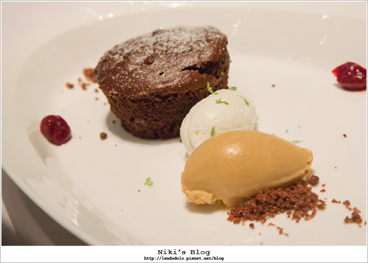 8Y7C8806.jpg 8Y7C8806.jpg