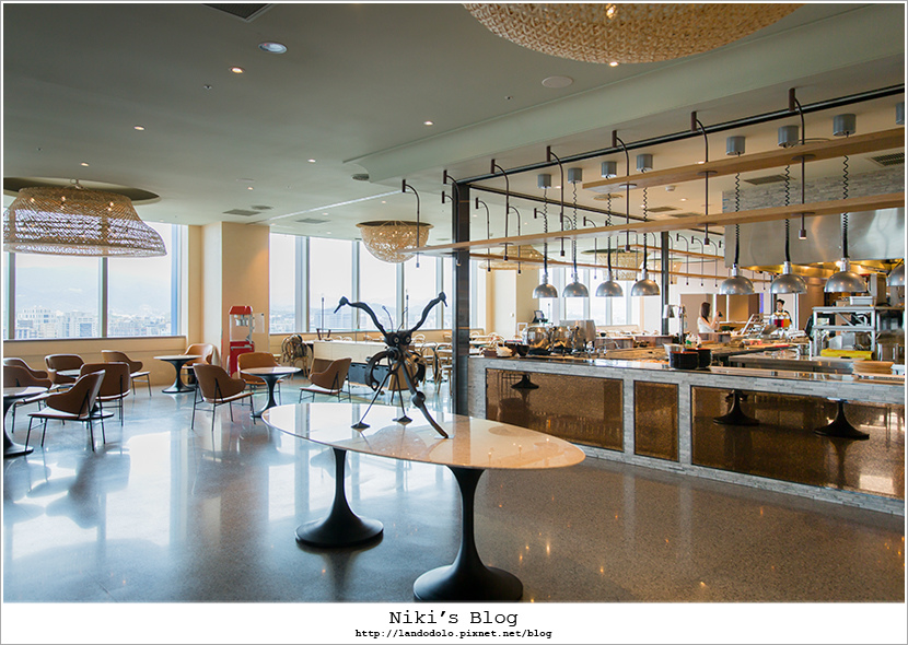 8Y7C8306.jpg 8Y7C8306.jpg