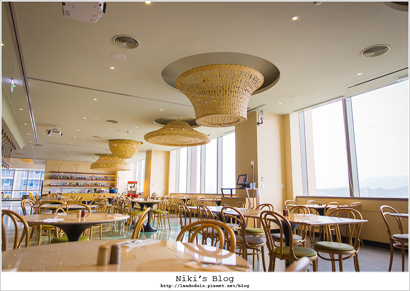 8Y7C8351.jpg 8Y7C8351.jpg