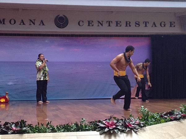 Ala Moana Hula Show (11)