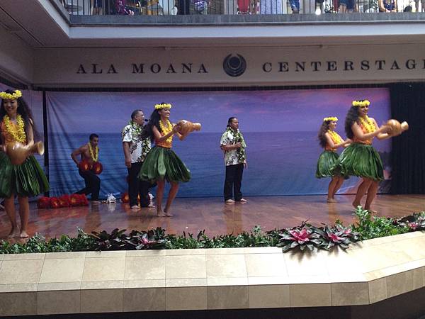 Ala Moana Hula Show (30)