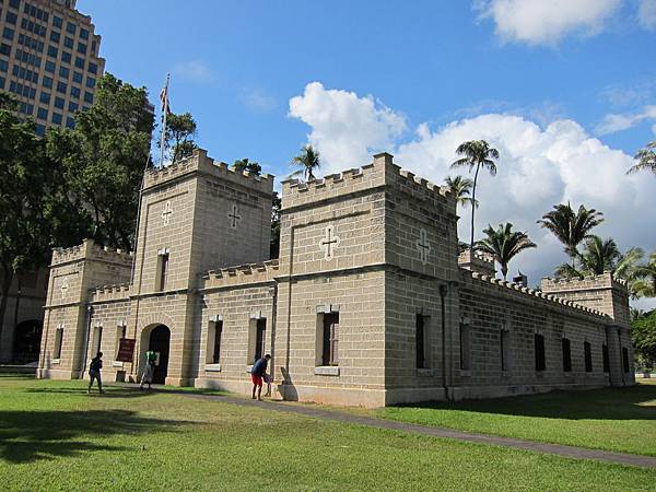 120613 Iolani Palace (6)