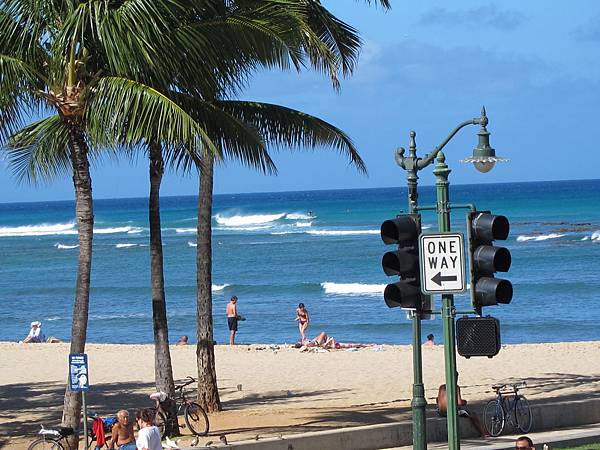 LuLu's Surf Club Waikiki (13)