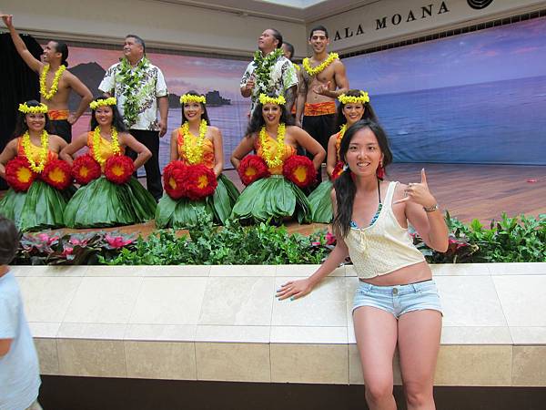 120621 Ala Moana Center Hula Show (11)