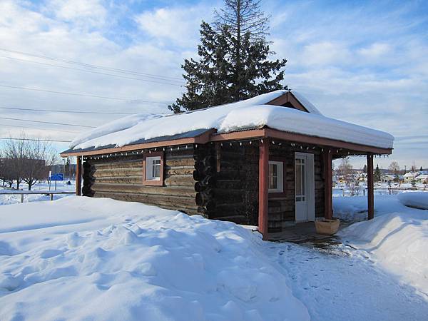 130308 Morris Thompson Cultural & Visitors Center (5)