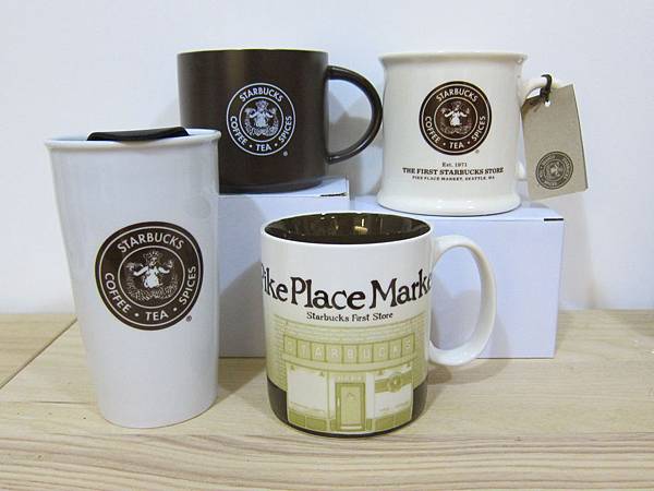 Original Starbucks Tumbler & Mug (1)