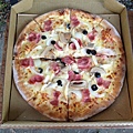 130921 蜂巢Pizza (9)