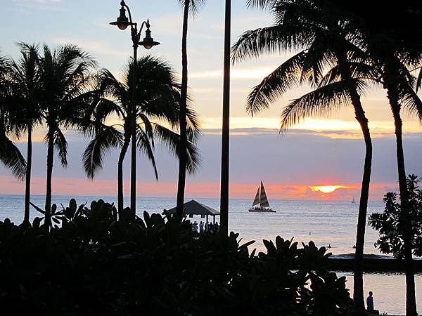 131204 LuLu's Surf Club Waikiki (5) 131204 LuLu's Surf Club Waikiki (5)
