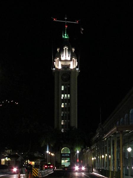 131206-6 Aloha Tower around (2)