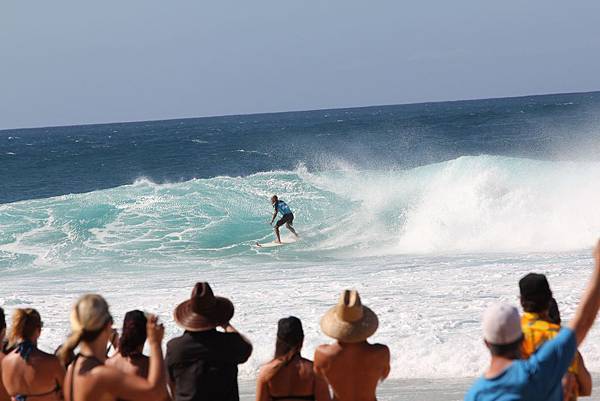 131210-1 Banzai Pipeline (94)