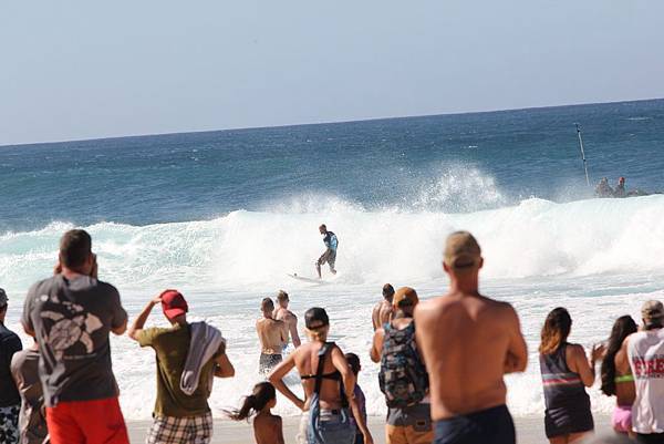 131210-1 Banzai Pipeline (100)