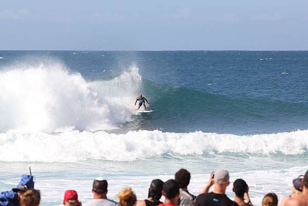 131210-1 Banzai Pipeline (120)