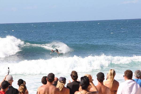 131210-1 Banzai Pipeline (125)