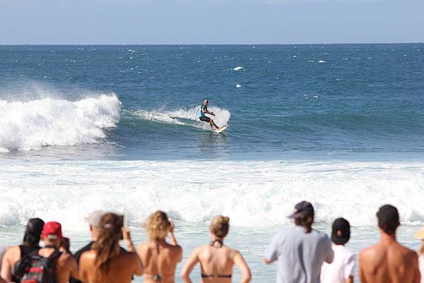 131210-1 Banzai Pipeline (137)