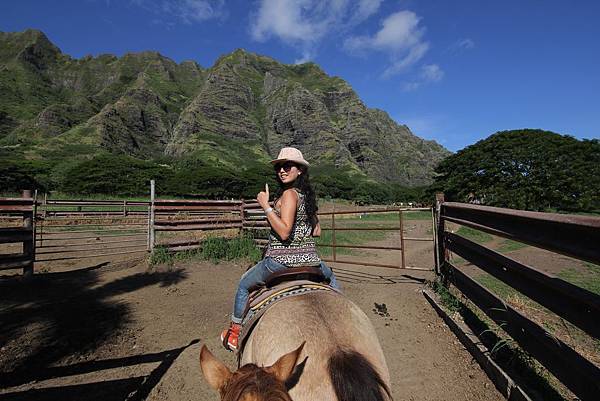 131212-1 Kualoa Ranch (82) 131212-1 Kualoa Ranch (82)
