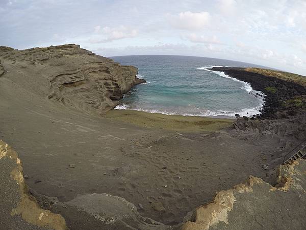 150403-4 Papakolea Green Sand Beach (12)