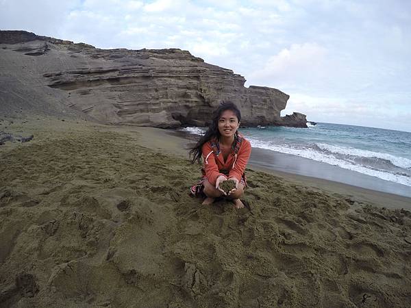 150403-4 Papakolea Green Sand Beach (29)