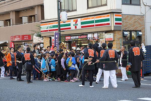 150920-11 根津神社例大祭 (2)