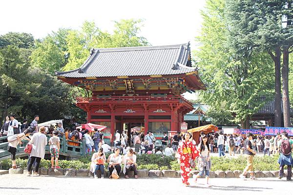 150920-11 根津神社例大祭 (8)