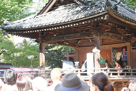 150920-11 根津神社例大祭 (12)