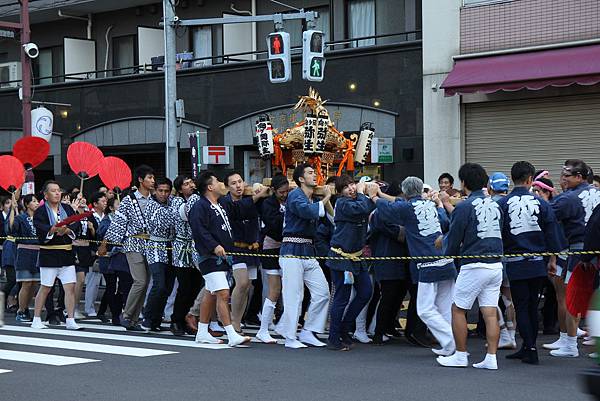 150920-11 根津神社例大祭 (18)