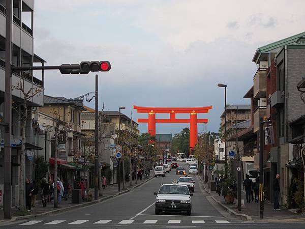 161115-8 平安神宮大鳥居 (2)